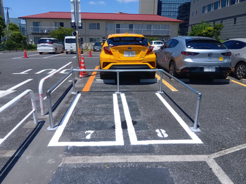 バイクパーキング潮見2