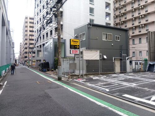 バイクパーキング鶴見中央