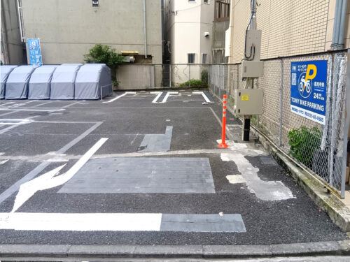 バイクパーキング鶴見中央