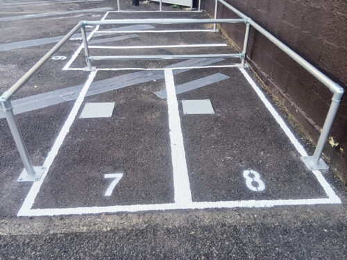 バイクパーキング東名川崎